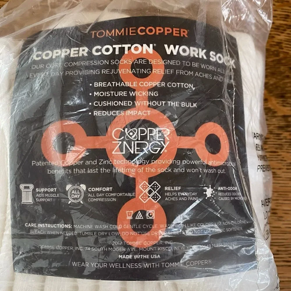 Tommie Copper Cotton White Compression Crew Socks 3 Pack. Size Medium. New NWT